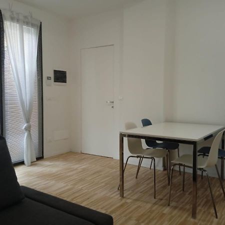 Apartment Via D'Apulia 11 Milaan Buitenkant foto