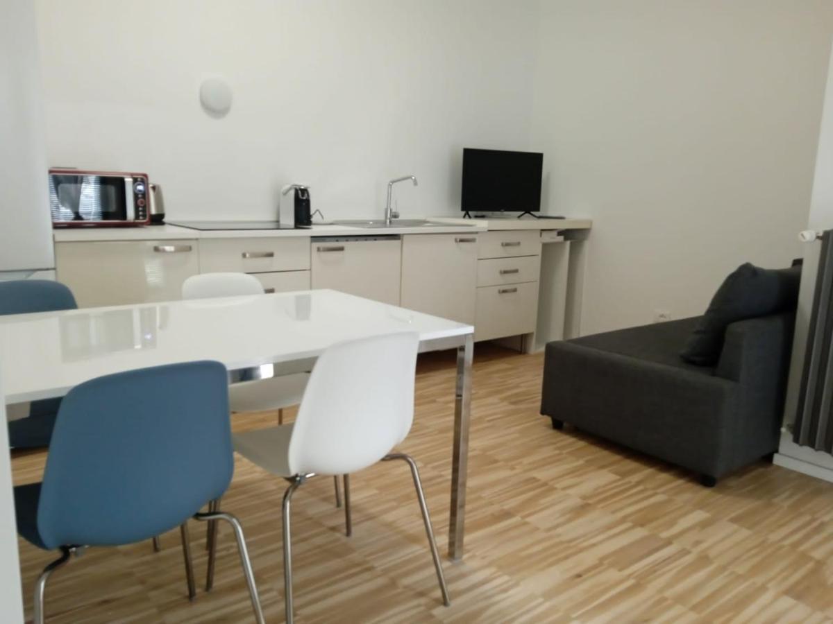 Apartment Via D'Apulia 11 Milaan Buitenkant foto