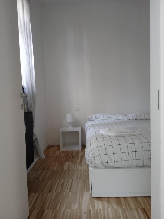 Apartment Via D'Apulia 11 Milaan Buitenkant foto